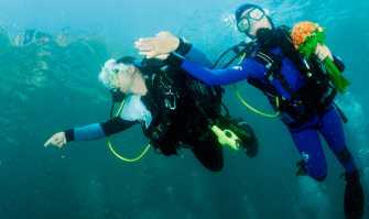 Albatros, l'associazione che fa ''vedere'' il mare ai ciechi: sott'acqua